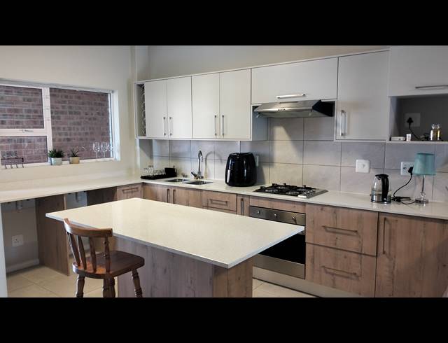 2 BEDROOM SECTIONAL TITLE FOR SALE IN EQUESTRIA